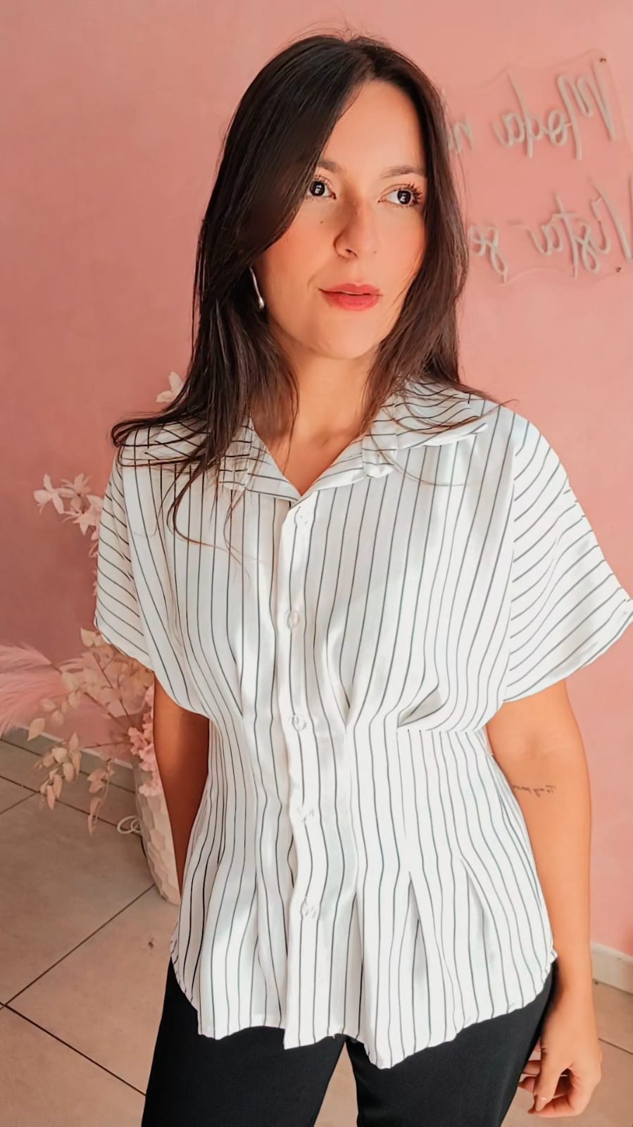 Camisa risca de giz manga curta