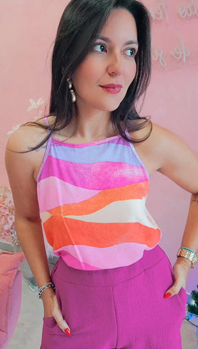 Blusa Viscose alça fina decote quadrado estampada  - Tons de rosa