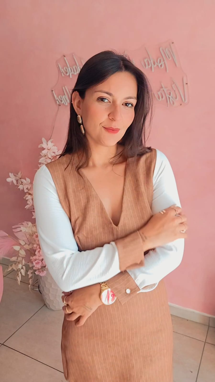 Vestido Curto risca de Giz manga comprida  Ocre