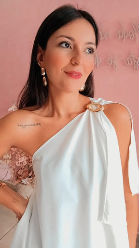 Blusa Capa multiformas