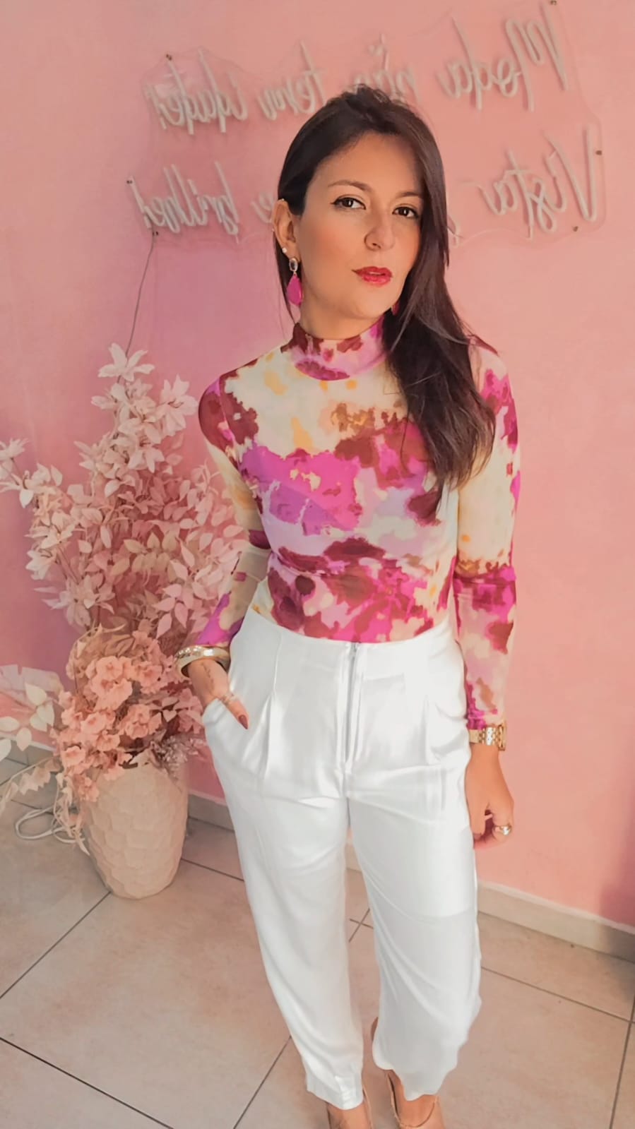 Body tule floral rosa e amarelo