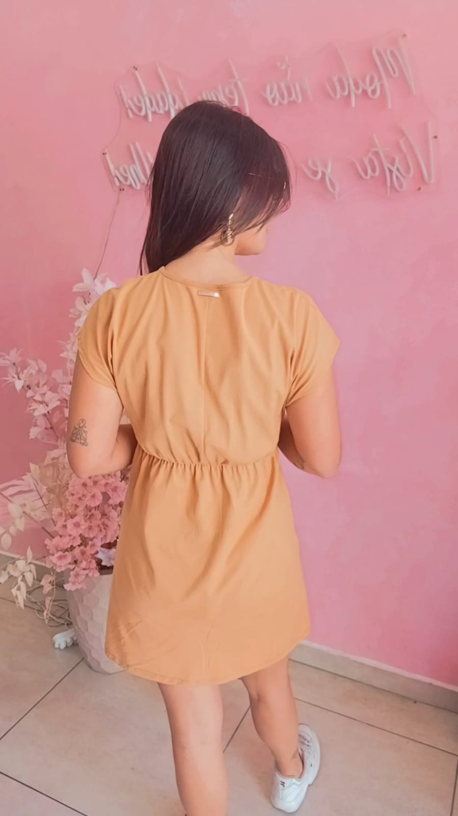 Vestido Malha ocre manga curta