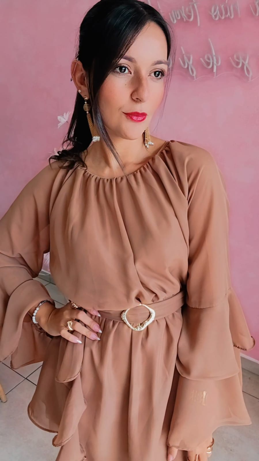 Vestido em chiffon manga longa com cinto - Boho Cappuccino