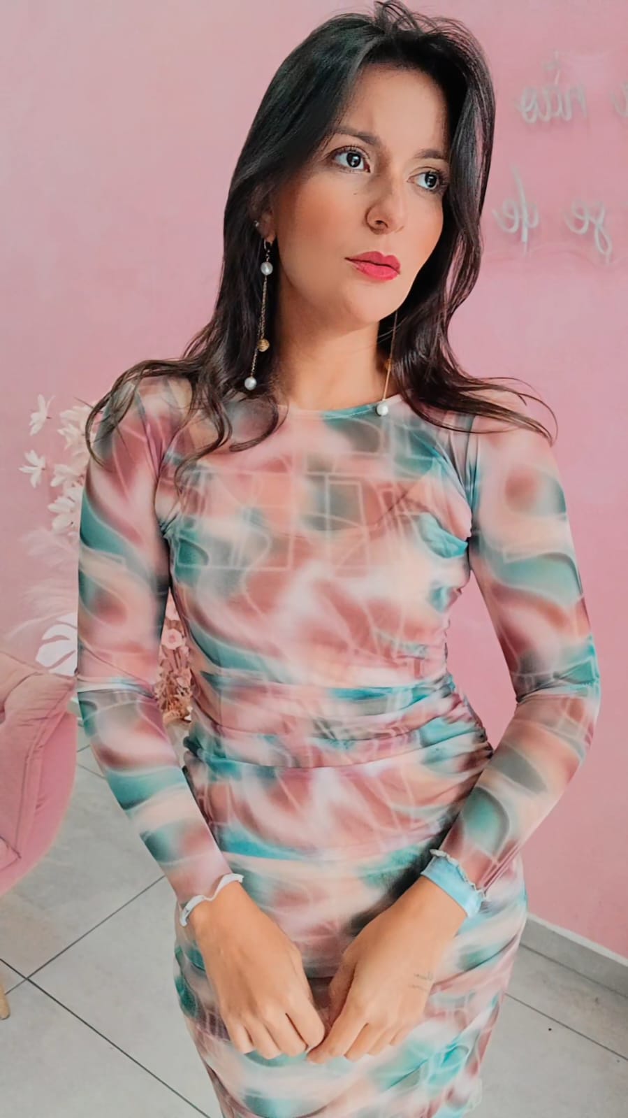 Vestido Mid em tule com manga longa e drapeado  - Estamapado