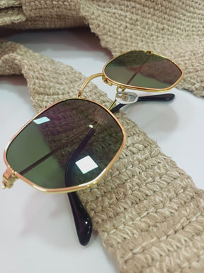 Óculos de Sol hexagonal dourado lente esverdeada