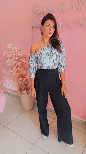 Blusa ombro caido manga 7/8 animal print
