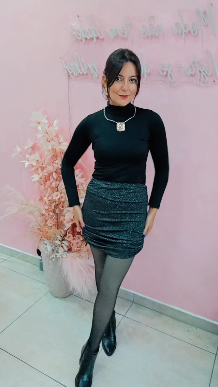 Saia curta com lurex e regulagem na lateral