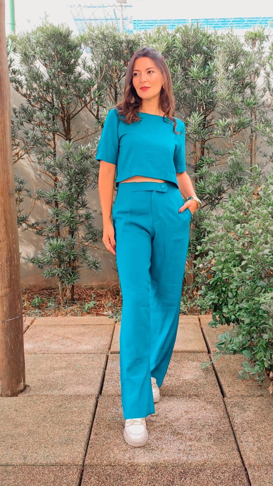 Calça Alfaiataria cintura media corte reto -  Azul Petróleo