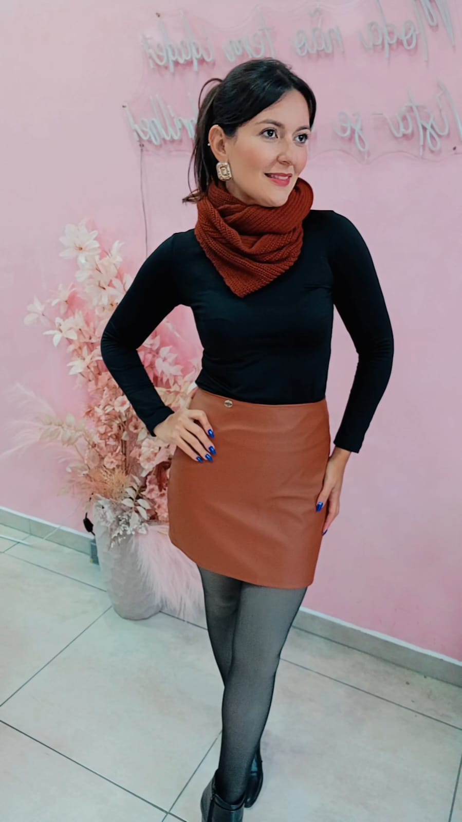 Saia Curta cintura alta coro eco  - Marrom