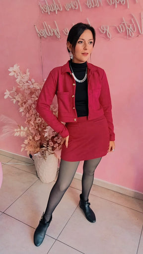 Jaqueta cropped em suede com manga longa Marssala