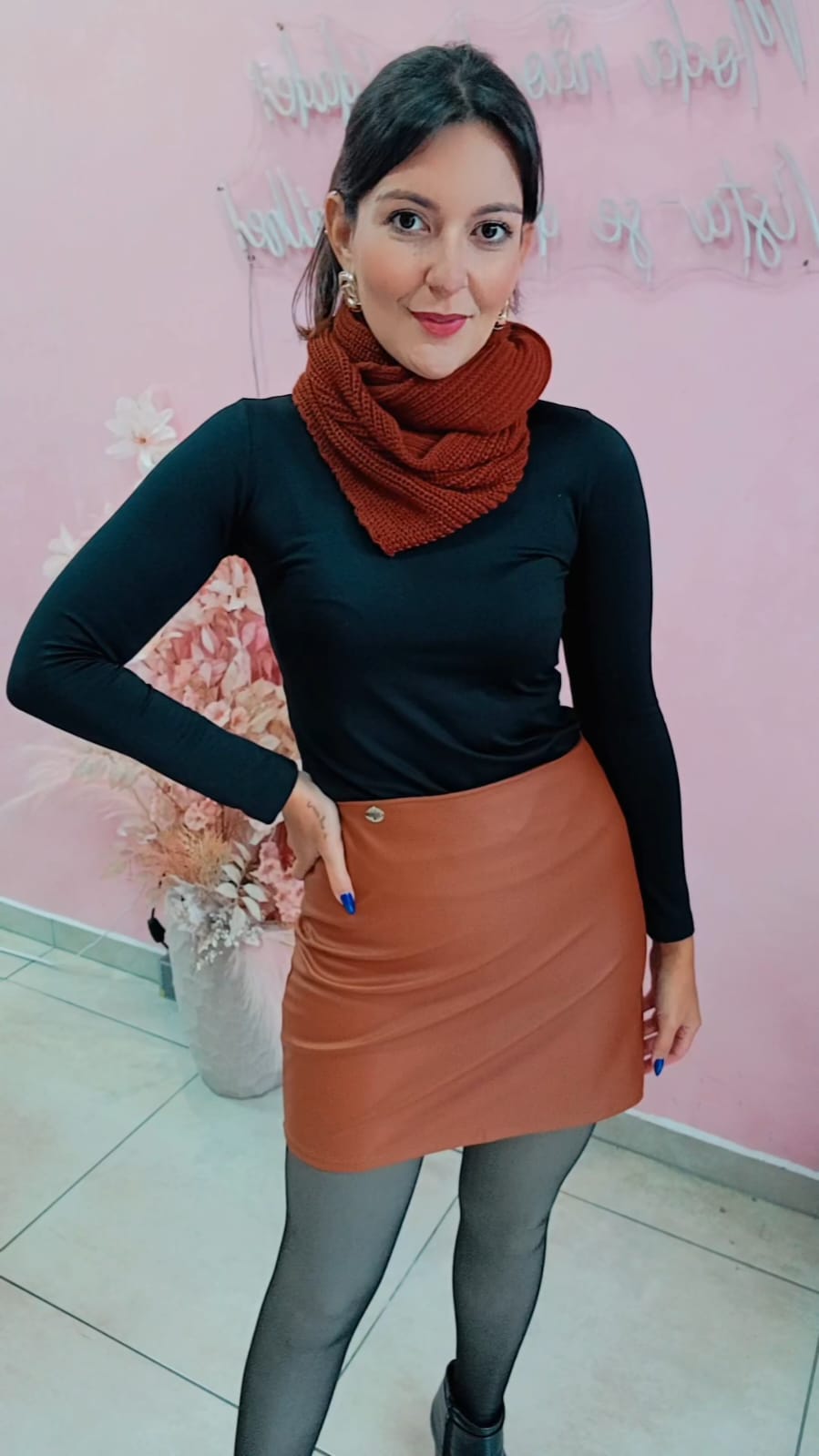 Saia Curta cintura alta coro eco  - Marrom