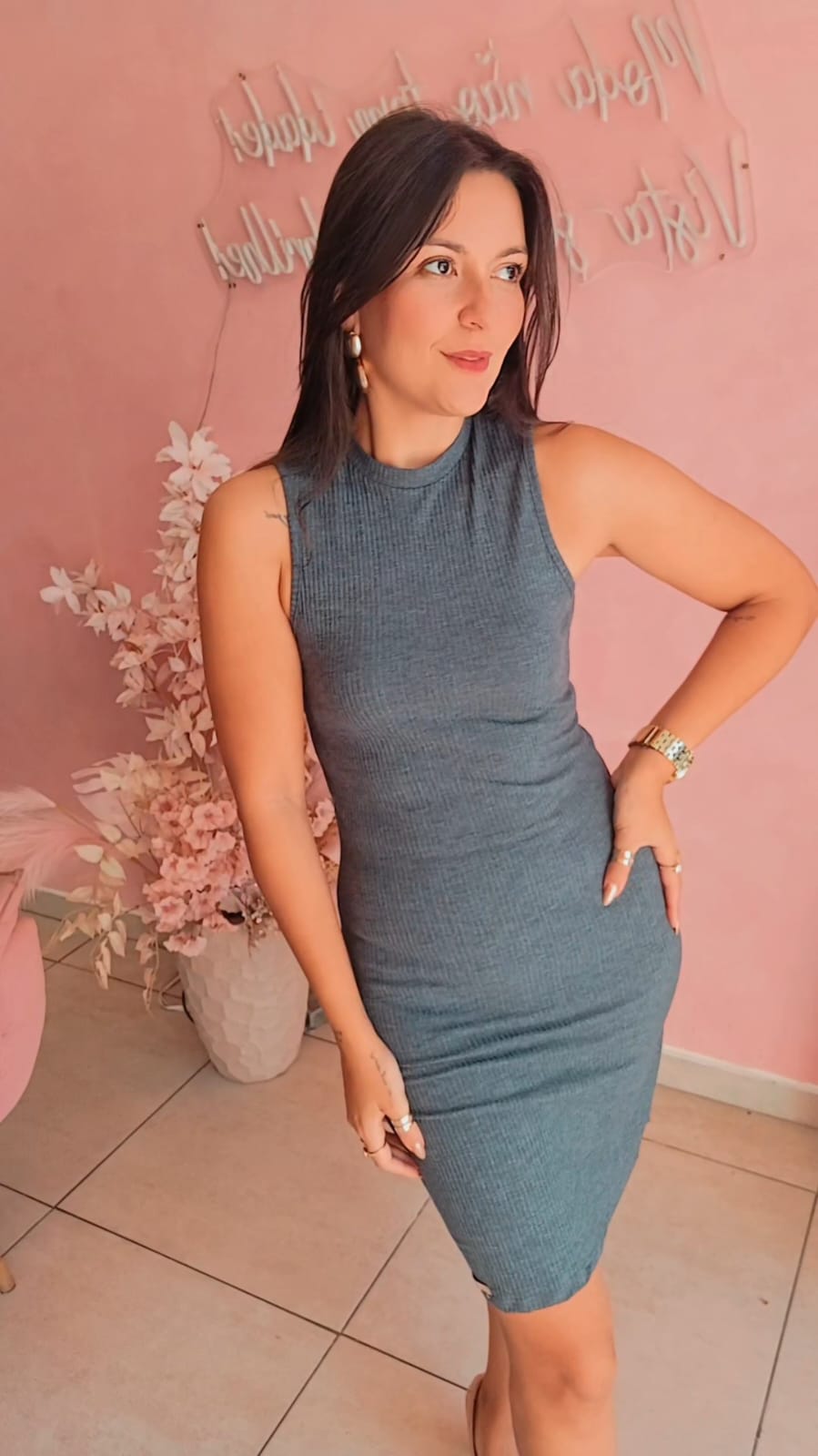 Vestido Curto Ribana sem manga Cinza