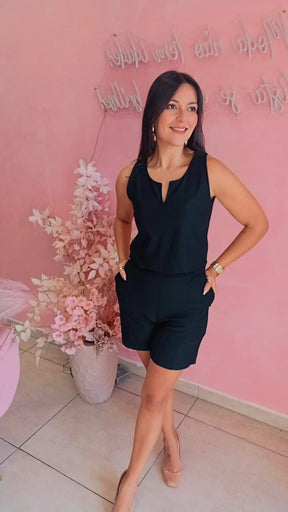 Bermuda com bolso em poliamida e viscose