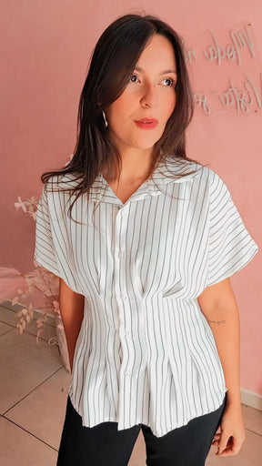 Camisa risca de giz manga curta