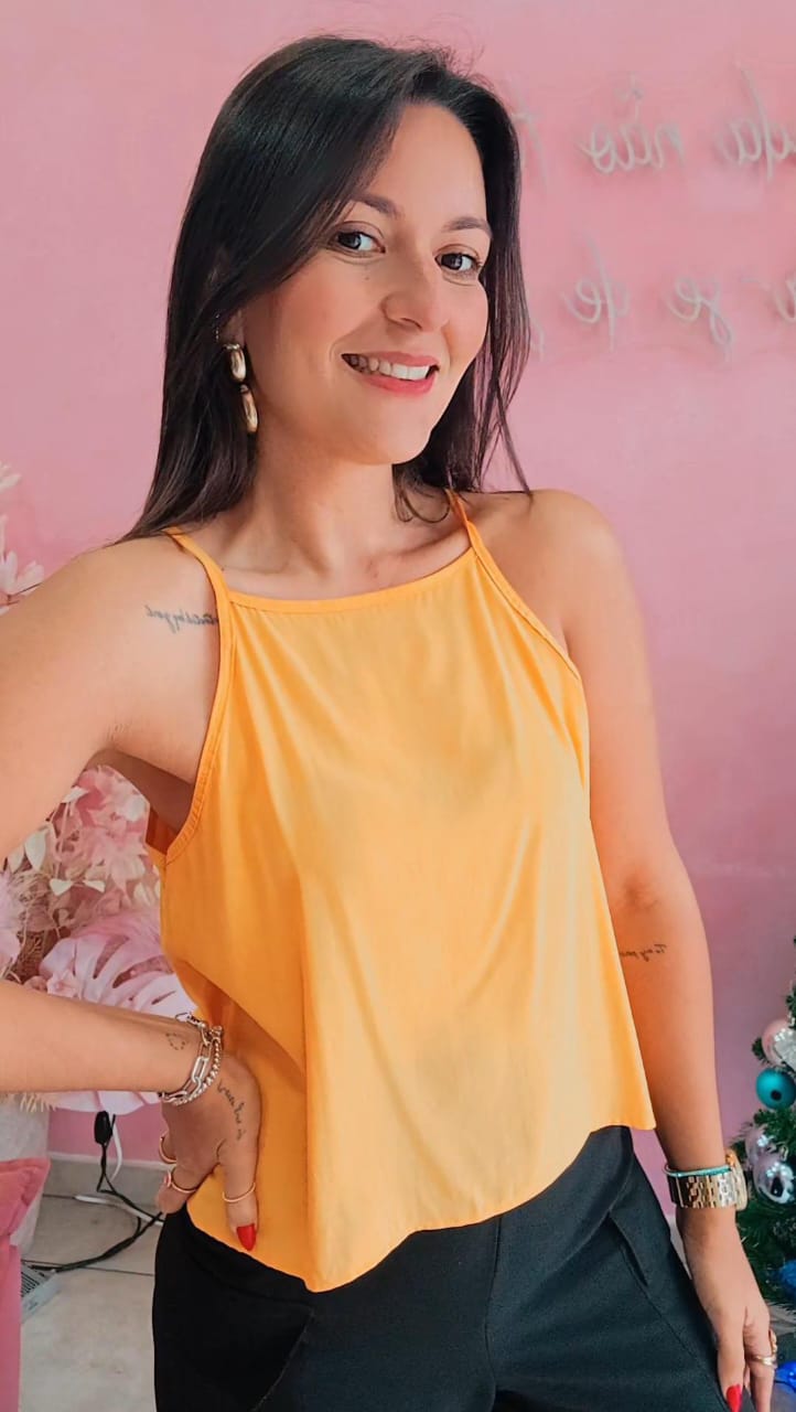 Blusa Viscose alça fina decote quadrado - Mostarda