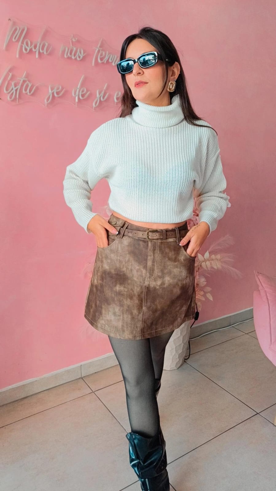 Saia curta Coro Eco marrom destonado