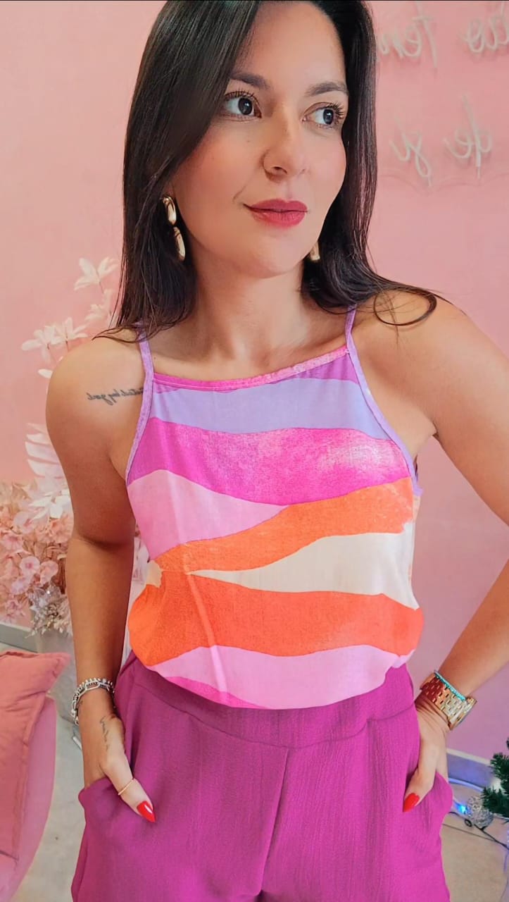 Blusa Viscose alça fina decote quadrado estampada  - Tons de rosa