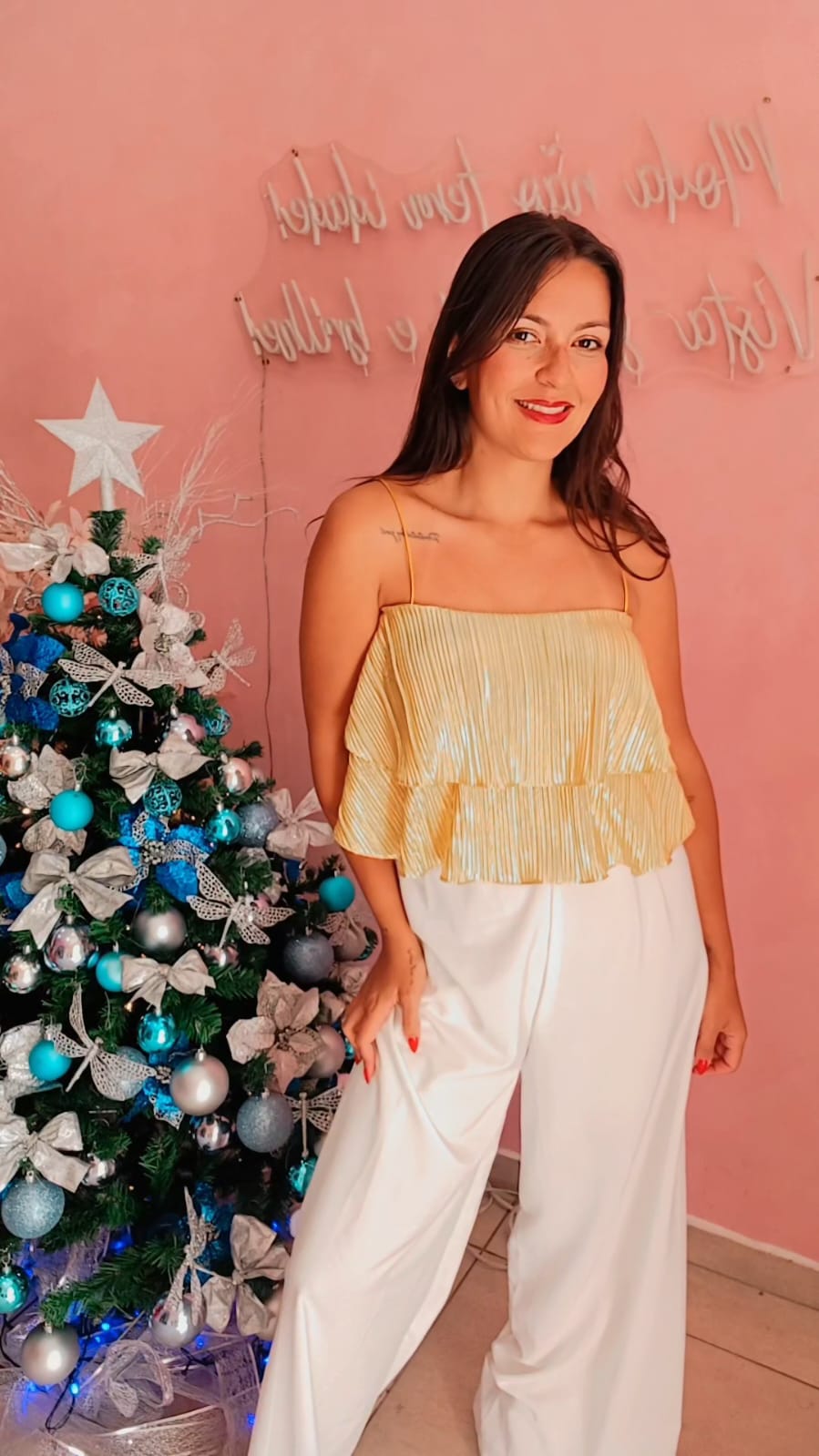 Cropped alça fina dourado metalizado
