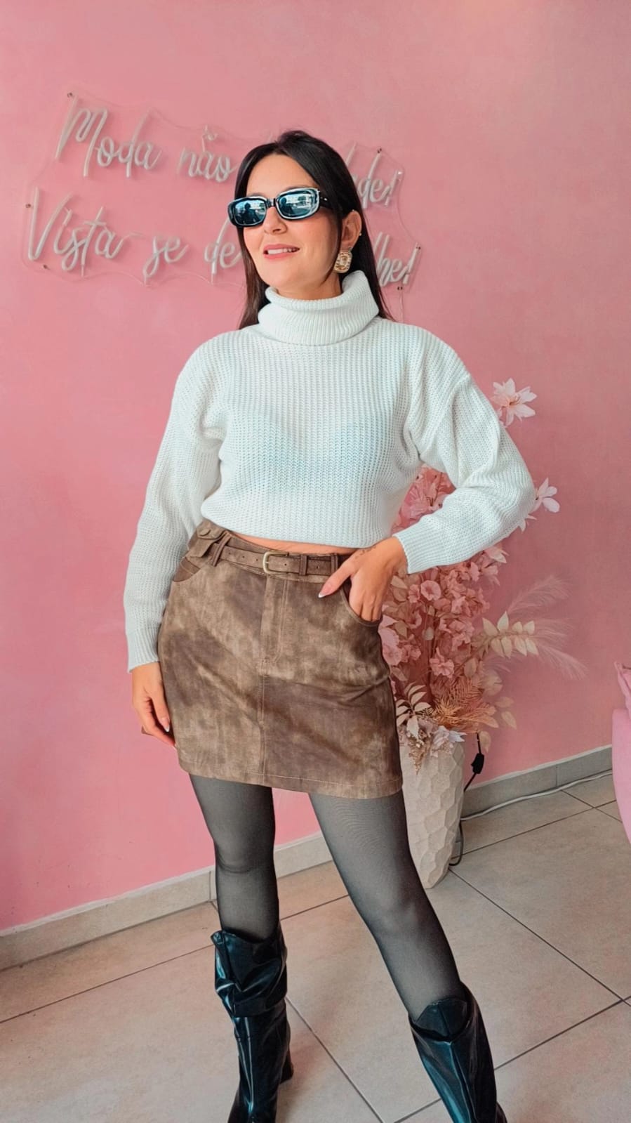 Saia curta Coro Eco marrom destonado