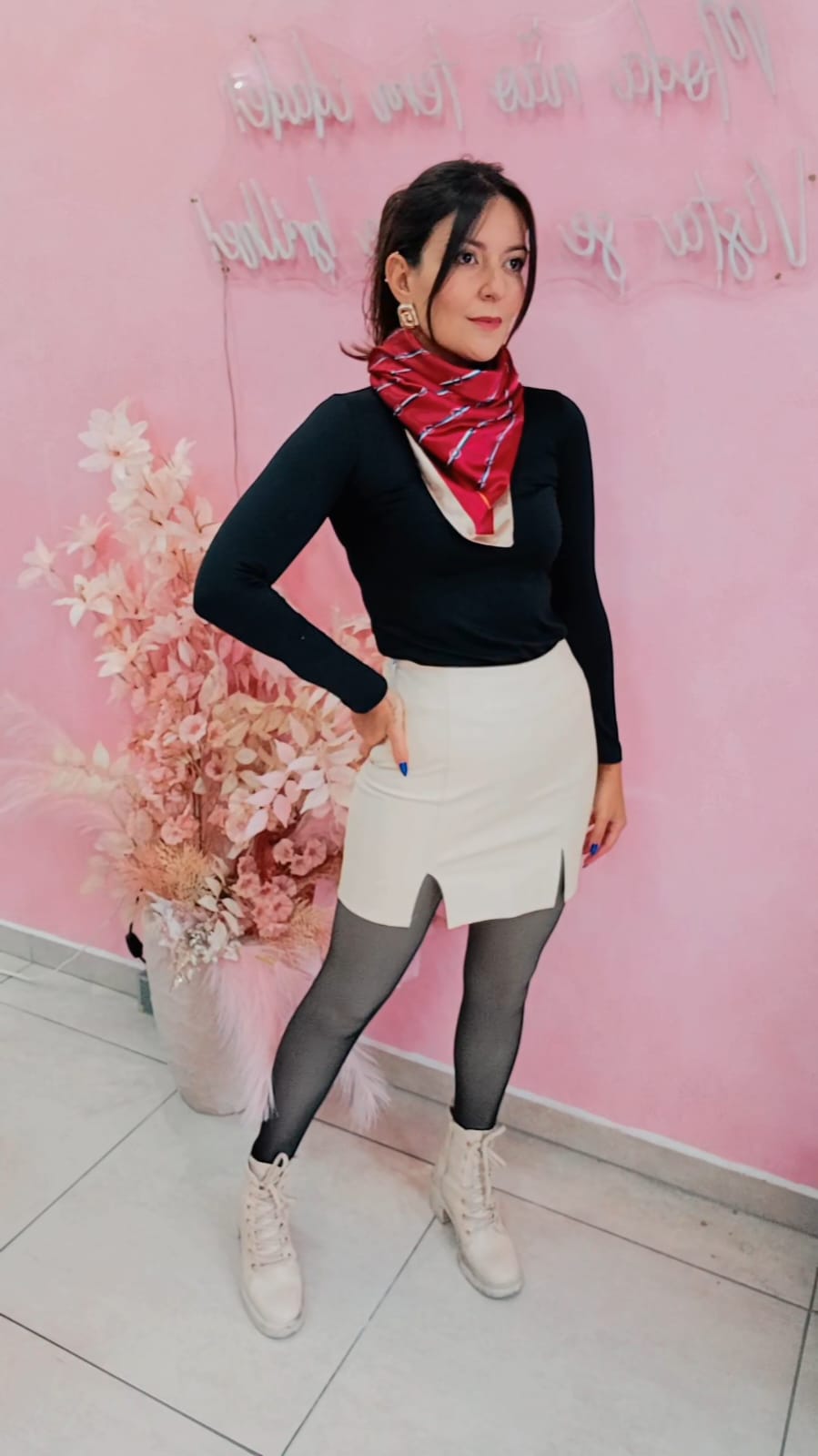 Saia curta coro eco com fenda frontal  - Nude