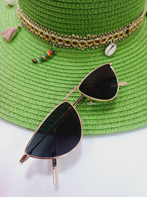 Óculos de Sol meia lua com armação dourada